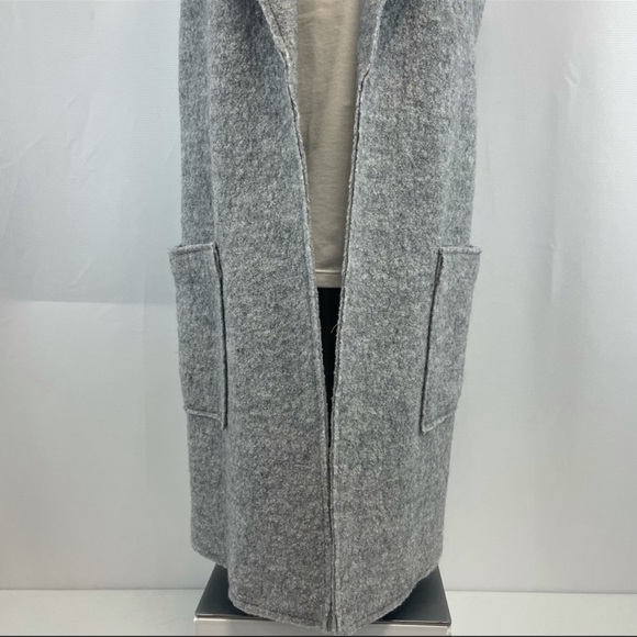 Tahari Gray Wool Cardigan 07 - Picture 5 of 16